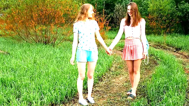 Masturbiranje Teen, Plavusa Sise, Pokazala Picku, Lezbejke Izbliza, Lezbe Luzu Picke, Erotika Male Sise