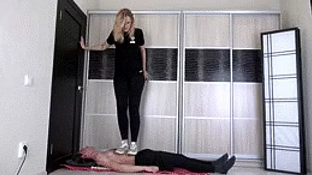 Trampling Adidasi