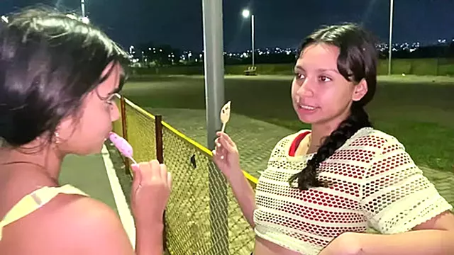 Sexo A 3 Amador Bbw, Interracial Amador Adolescente, Trios Pau Grande Negro, Adolescente De Buceta Grande