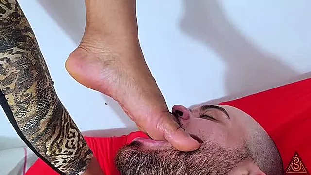 Dominazione Piedi, Piedi Neri, Ebony Foot Worhsip, Feticcio Nero, Piedi Sudati Nero, Vecchie E Negri