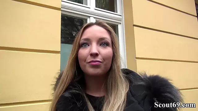 Amateur Klaarkomen, Grote Cum Shot, Pijpen Sperma, Jong Verleid, Schattige Amateur, Big, Teenslikeit Big
