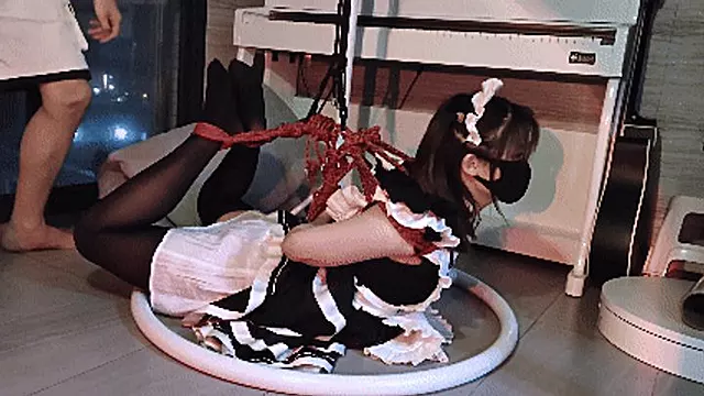 hs-006 Chinese girl is ruled and tied in Hogtie bondage and endures pians