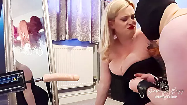 Yeux Bandés, Bites Humiliation, Cock Profond, Cocu, Cocu Suce, Domination Féminine, Pute, Suceuses