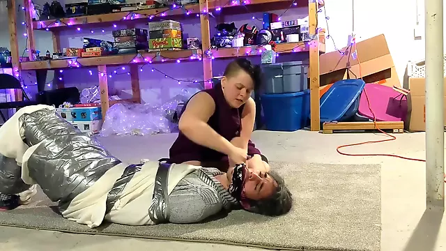 Tits Mëdha Boobs Milf, Cicemadhet, Me Zor, Bytha Me Cica, Cica, Gjoks Medhate
