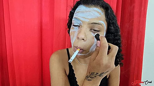 Ebony Fetisch, Schwarz Rasieren, Ebenholz Solo, Schwarze Alt, Haar Fetisch, Rauchen Fetish, Haare Abrasieren