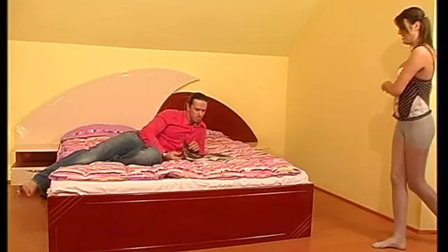 سکس 18, 18ساله, ث, ساک زدن ناز, ۱۸ساله ناز, کص خوردن تپل, از پشت, ساک زدن, سکس در خاب, لخت شدن