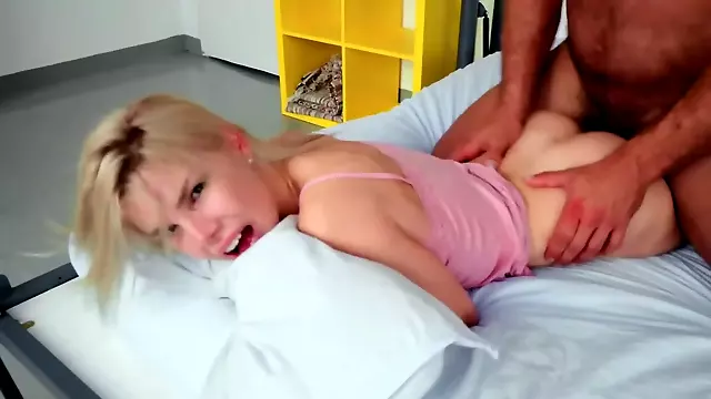 Sarışın Sakso, Sarışın, Yatakta Sarışın Sikme, Sarışın Am Yalama, Sarışın Rus, Sik Emme Yalama Resimleri