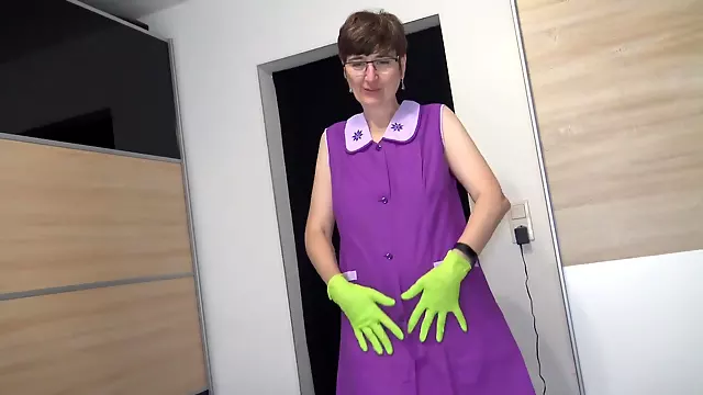 Vieille, Milfs Branlette, Branlette Couple, Gants Latex, Européen Mature, Couple Mature Baise Femme