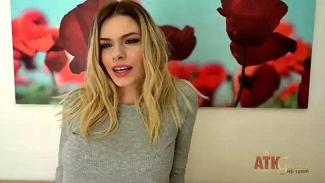Kalhotky, Dlouhé Vlasy, Holení Vlasů, Dlouhé Šaty, Bradavka Ve Vagině, Kalhotky V Píči, Skřípnuté Bradavky