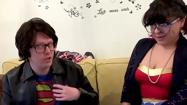 Spex slut gives real nerd head