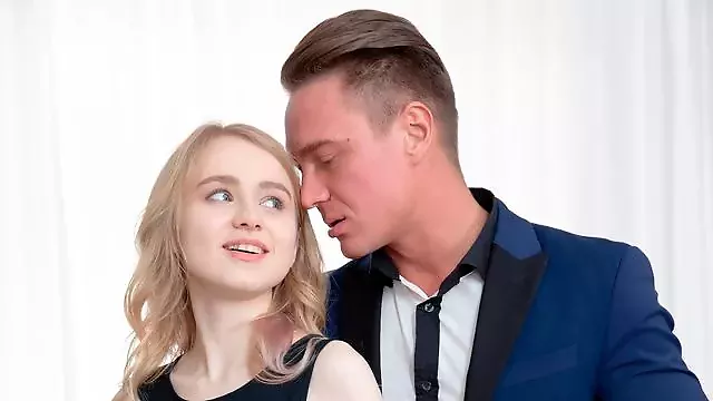 Beijando Anal, Adolescente Cu Anal, Loira Gostosa, Loira Missionario, Boquete Close Up, Pernas Sexy