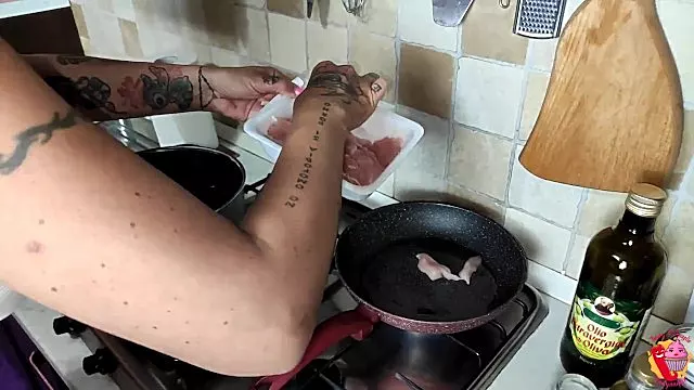 ساک زدن اماتور, کیر اماتور Com, ارگاسم آماتور, ممه, ساک زدن کیر بزرگ, ارگاسم شدید پاششی, زن سینه بزرگ