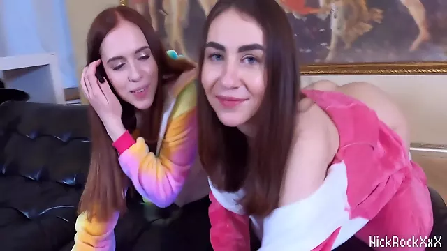 Cikanka Se Jebe Anal, Veliki Kurac Analno, Sisate Anal, Trojka Sa Velikim Kurcem, Sisata Crnka