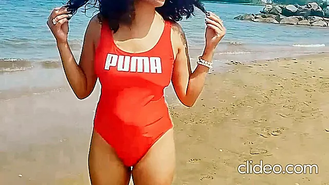 Sex Umum Dipantai, Ngentot Cosplayer Di Depan Umum, Bugil Single, Solo Utdoor, Bugil Public