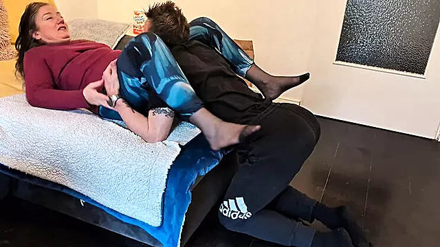 Amatööri Saksa, Amatööri, Karvainen Teini Pillu, Kotonatehty Äiti, Kypsä Äitipuoli, Nailon, Imee