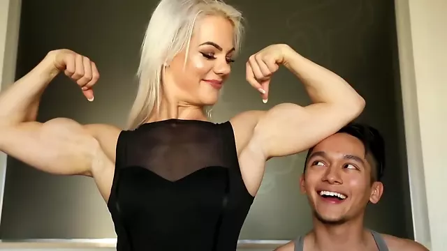 Blonde Fetiche, Musculosas, Musculoso Y Rubia