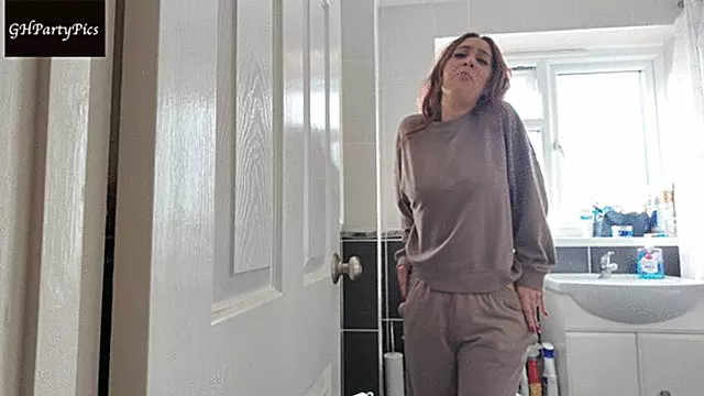 Britische Amateure, Amateur Nahaufnahme, Fetisch Amateur, Arsch Zu Fotze, Hinten Arsch, Schmutzig Stockings