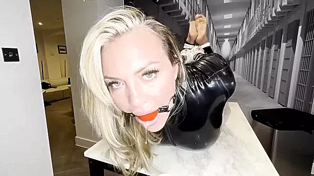 Milf In Muschi, Amateur Nutte, Punheta Bdsm, Bondage Nutte, Sexy Muschi, Latex Fetisch, Latex Anziehen