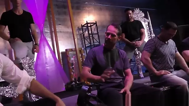 Černoši Vystřiky, Cernosky, Prostitutka Bukkaky, Šlapka S Cernochem, Černoška Grupáč, Černej Tvrdě