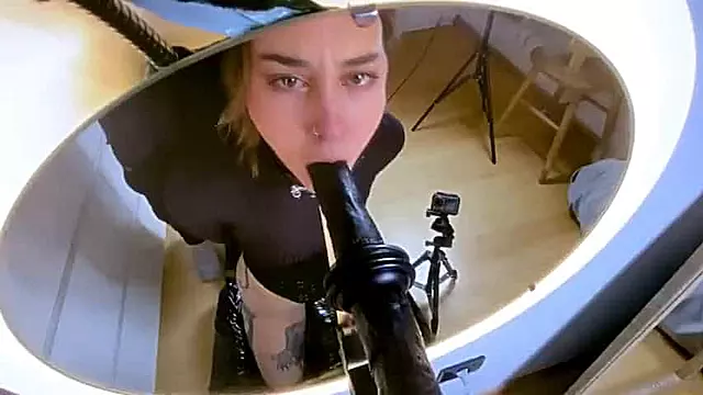 Cicemadhet, Tits Mëdha Boobs Milf, Derdhje Në Fyt, Fytyra, Mama Te Bukura Te Veshtira