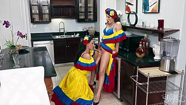 Göt Yalama, Gözel Qız Iri Döşlü, Boyuk Beden, Latina Bıg Cock, Got Gozel Qiz Calansik, Sperma Minet