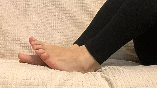Stopala Prstici, Stopala, Fetis Na Stopalu, Drkanje Na Stopala, Lizanje Stopala, Stare Foot Fetish