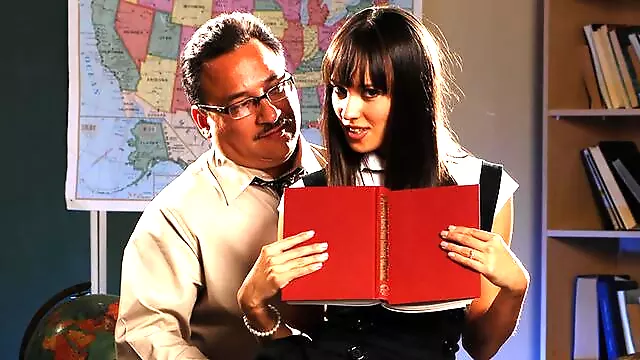 ساک زدن جیگر, کن گنده, سبزه پستون گنده, حالت سگی پستان بزرگ, دهانی سینه بزرگ, خورد سال, سبزه جوان
