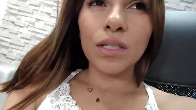 MissNileyHott aka Niley_Hott February 10 2018