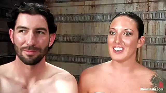 Prstění Prsatá, Velky Penis Do Kundy, Čurák V Kundě, Lizani Kundy, Panička Strapon, Vaginální Orgasmus