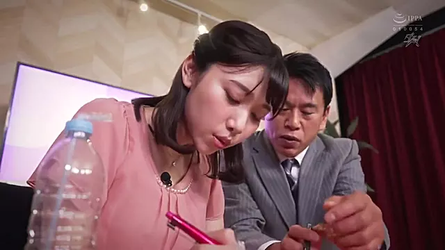 Mamuśki Azjatyckie, Azjatki Biuro, Ogromne Cycki, Japonka Cycata, Japonskie Biuro, Japońskie Cycki