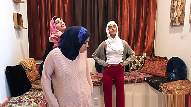 Sophia Leone Audrey Royal And Monica Sage Fuck in Ponjab Special