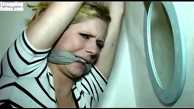 Blond Anorexic, Vastbinden Kokhalzen, Extreem Bdms, Blond Amateur, Vastgebonden Amateur, Mager Oud