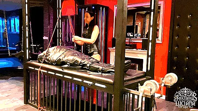 Sadis, Bdsm Puting, Diikat, Femdom Di Ikat, Femdom Sadistiic, Budak Fetish, Jepit Puting Susu