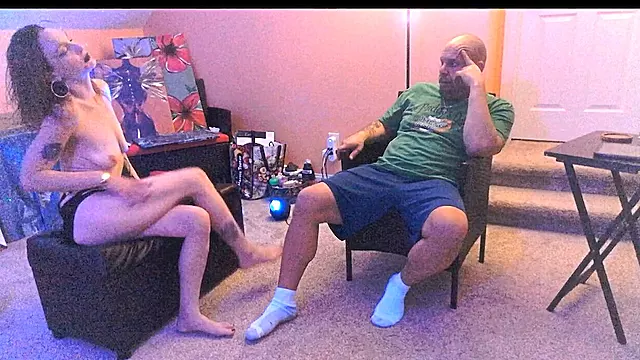 Ravenna Noir and Cebad71 explore roleplay fun for the first time with sexy toys