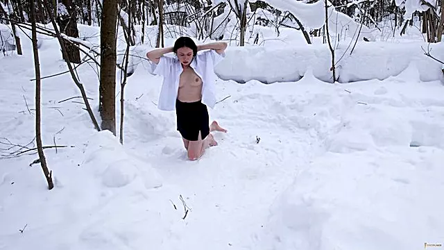 Barfuß Schnee, Fuß Bdsm, Erniedrigung Bdsm, Punheta Bdsm, Sekretärin Bdsm, Brünette Füße, Füße Demütigung