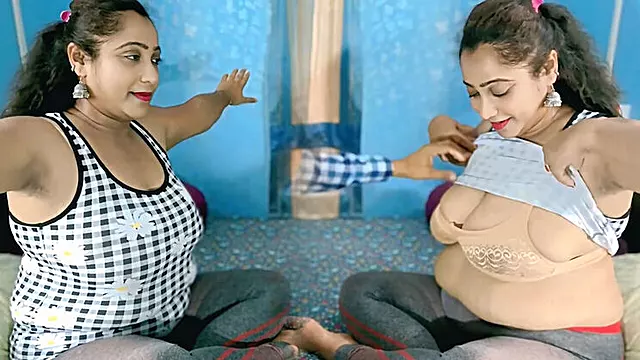 Pantat Besar Memeknya Besar, India Tetek Besar, Awek Bogel, Kasar Tetek, Kontol Dalam Celana