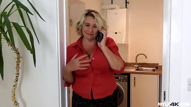 Femei Mature Anal, Cur Pizda, Frumase Sani Mari, Blonde Sani Mari, Blonda, Creampie, Ejaculare Feminina La Milf