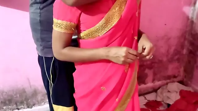 Sri Lankan milf on hot close up fuck video