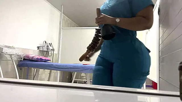 Gorgeous nurse's curvaceous backside caught on tape (Latin BBW)