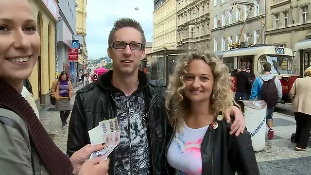 Sarışın, Şirin Sarışın, Sarisin Teen, Emlakçı, Genç Acıkhava, Bogaz, Leg, Açık Hava, Ayakta Anal, Sik Emme Yalama Resimleri