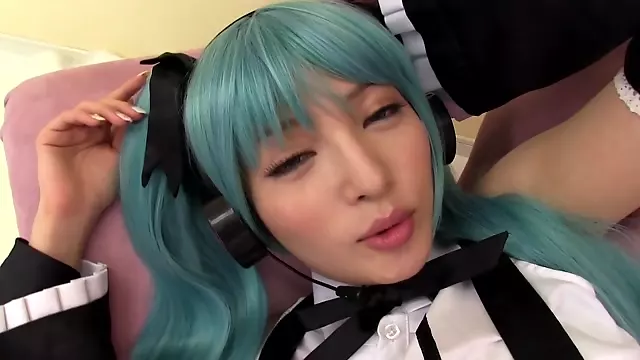Kiritani Yuria in Kiritani Blows and Swallows a Lucky Guy - CosplayInJapan