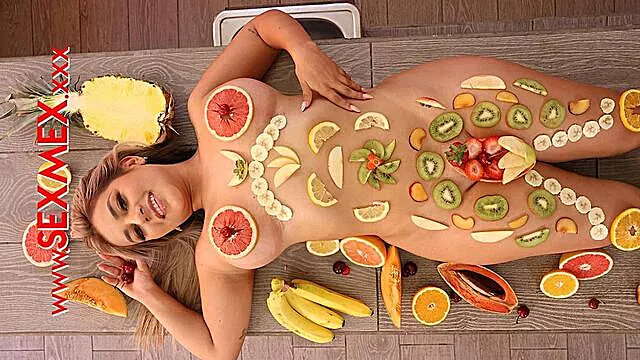 Cocina, Rubias Anal, Rubias Doggy, Rubia Follada En Publico, Mamada De Tetas, Hermosas, Piernas Sexys