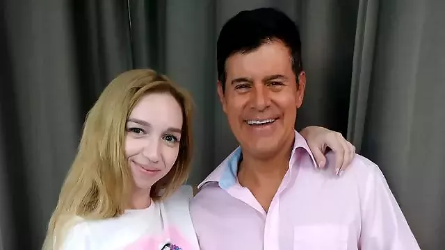 سکس دهنی, لا پستونی, سکسی دهانی, خشن و تند تند, دهنی پستون, پستون کم سن, جاق بلند, پستون متوسط, پستان بزرگ سگی