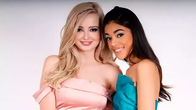 Blonde Masturbation Vagosex, Lange Fotze, Titten Strippen, Leck Meine Fotze, Vagosex Blond Kleine Tittchen