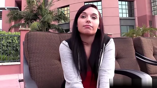 Brunetter Dildo, Første Blowjob, Ru Teen, Ung Sutter Pik, Brunette Ung, Hård Blowjob, Ung Dildo