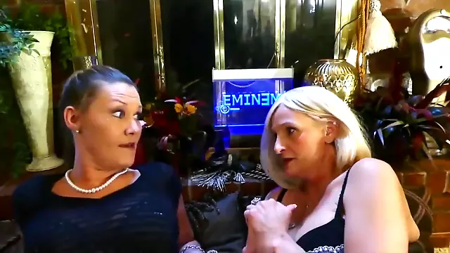 Zralé Zeny, Amaterky, Lizani Kundicky, Z Vlastniho Pohledu, Mezirasový Sex