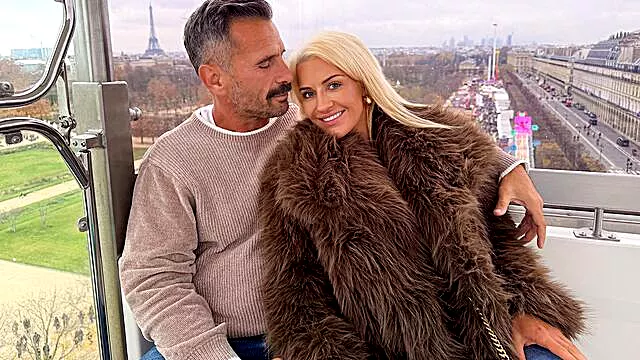 Stor Pik Anal, Stor Pik I Røven, Milf Med Store Juggs, Blondine Blowjob, Blowjob, Pik Mellem Bryster