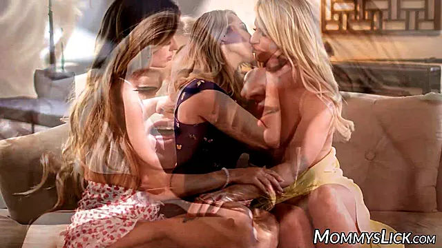 Heisse Mutter Lesbe, Milf Sexy Ficken, Hübsche Milf Dreier, Milf Pervers, Lesben Dreier, Milf Mutter