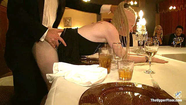 Bdsm Knep, Bdsm Sexslave, Maskine Bondage, Slavinde, Hård Gangbang, Ydmyget Gangbang, Bliver Væk