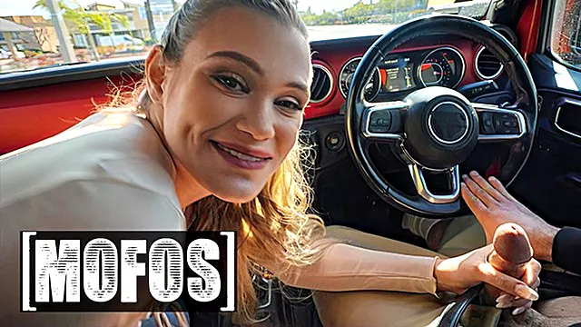 Tette Grandi Scopata, Tettona Bionda, Culi Grandi Pieni Di Sborra, Pornostar Big Tit, Pompino Con Sborra Dulle Tette